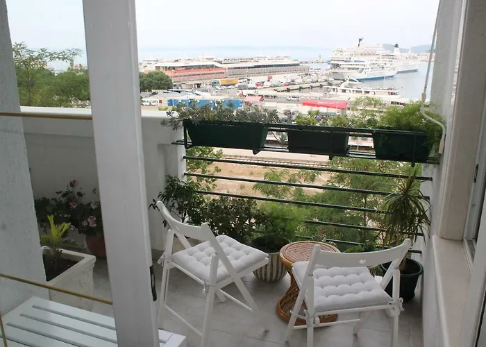 Apartment Bianca Beach Split